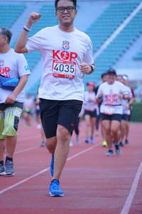 BIB: 4035
                            <button type="button" onclick="openModal(5962180)" class="btn btn-primary btn-sm float-right btn-popup" data-toggle="modal" data-target=".modal-high-quality">
                        <i class="fas fa-shopping-cart"></i> Add to Cart
                    </button>
                                            <button type="button" onclick="isThisMe(5962180, true)" class="btn btn-success btn-sm float-right btn-popup btn-isme hidden" data-toggle="tooltip" data-placement="bottom" title="นี่คือรูปของคุณใช่ไหม คลิกที่นี่เพื่อเอาเข้าอัลบั้ม">
                        <i class="fas fa-plus"></i> Add to album
                    </button>
                    <button type="button" onclick="isThisMe(5962180, false)" class="btn btn-warning btn-sm float-right btn-popup btn-isnotme hidden">
                        <i class="fas fa-ban"></i> Remove from album
                    </button>