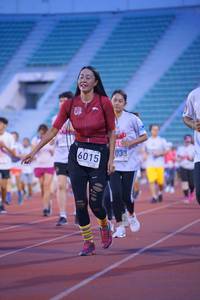 BIB: 033, 6015
                            <button type="button" onclick="openModal(5952559)" class="btn btn-primary btn-sm float-right btn-popup" data-toggle="modal" data-target=".modal-high-quality">
                        <i class="fas fa-shopping-cart"></i> Add to Cart
                    </button>
                                            <button type="button" onclick="isThisMe(5952559, true)" class="btn btn-success btn-sm float-right btn-popup btn-isme hidden" data-toggle="tooltip" data-placement="bottom" title="นี่คือรูปของคุณใช่ไหม คลิกที่นี่เพื่อเอาเข้าอัลบั้ม">
                        <i class="fas fa-plus"></i> Add to album
                    </button>
                    <button type="button" onclick="isThisMe(5952559, false)" class="btn btn-warning btn-sm float-right btn-popup btn-isnotme hidden">
                        <i class="fas fa-ban"></i> Remove from album
                    </button>