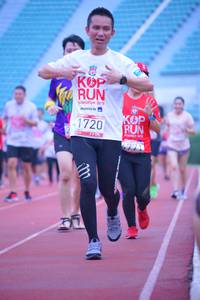 BIB: 209, 1720
                            <button type="button" onclick="openModal(5955883)" class="btn btn-primary btn-sm float-right btn-popup" data-toggle="modal" data-target=".modal-high-quality">
                        <i class="fas fa-shopping-cart"></i> Add to Cart
                    </button>
                                            <button type="button" onclick="isThisMe(5955883, true)" class="btn btn-success btn-sm float-right btn-popup btn-isme hidden" data-toggle="tooltip" data-placement="bottom" title="นี่คือรูปของคุณใช่ไหม คลิกที่นี่เพื่อเอาเข้าอัลบั้ม">
                        <i class="fas fa-plus"></i> Add to album
                    </button>
                    <button type="button" onclick="isThisMe(5955883, false)" class="btn btn-warning btn-sm float-right btn-popup btn-isnotme hidden">
                        <i class="fas fa-ban"></i> Remove from album
                    </button>