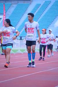 BIB: 8244, 8800
                            <button type="button" onclick="openModal(5958512)" class="btn btn-primary btn-sm float-right btn-popup" data-toggle="modal" data-target=".modal-high-quality">
                        <i class="fas fa-shopping-cart"></i> Add to Cart
                    </button>
                                            <button type="button" onclick="isThisMe(5958512, true)" class="btn btn-success btn-sm float-right btn-popup btn-isme hidden" data-toggle="tooltip" data-placement="bottom" title="นี่คือรูปของคุณใช่ไหม คลิกที่นี่เพื่อเอาเข้าอัลบั้ม">
                        <i class="fas fa-plus"></i> Add to album
                    </button>
                    <button type="button" onclick="isThisMe(5958512, false)" class="btn btn-warning btn-sm float-right btn-popup btn-isnotme hidden">
                        <i class="fas fa-ban"></i> Remove from album
                    </button>