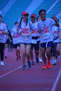 BIB: 697, 6819, 6881, 103
                            <button type="button" onclick="openModal(5953479)" class="btn btn-primary btn-sm float-right btn-popup" data-toggle="modal" data-target=".modal-high-quality">
                        <i class="fas fa-shopping-cart"></i> Add to Cart
                    </button>
                                            <button type="button" onclick="isThisMe(5953479, true)" class="btn btn-success btn-sm float-right btn-popup btn-isme hidden" data-toggle="tooltip" data-placement="bottom" title="นี่คือรูปของคุณใช่ไหม คลิกที่นี่เพื่อเอาเข้าอัลบั้ม">
                        <i class="fas fa-plus"></i> Add to album
                    </button>
                    <button type="button" onclick="isThisMe(5953479, false)" class="btn btn-warning btn-sm float-right btn-popup btn-isnotme hidden">
                        <i class="fas fa-ban"></i> Remove from album
                    </button>