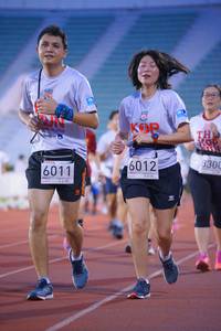 BIB: 8300, 6012, 6011
                            <button type="button" onclick="openModal(5949543)" class="btn btn-primary btn-sm float-right btn-popup" data-toggle="modal" data-target=".modal-high-quality">
                        <i class="fas fa-shopping-cart"></i> Add to Cart
                    </button>
                                            <button type="button" onclick="isThisMe(5949543, true)" class="btn btn-success btn-sm float-right btn-popup btn-isme hidden" data-toggle="tooltip" data-placement="bottom" title="นี่คือรูปของคุณใช่ไหม คลิกที่นี่เพื่อเอาเข้าอัลบั้ม">
                        <i class="fas fa-plus"></i> Add to album
                    </button>
                    <button type="button" onclick="isThisMe(5949543, false)" class="btn btn-warning btn-sm float-right btn-popup btn-isnotme hidden">
                        <i class="fas fa-ban"></i> Remove from album
                    </button>