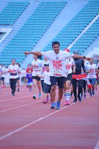 BIB: 4262
                            <button type="button" onclick="openModal(5960347)" class="btn btn-primary btn-sm float-right btn-popup" data-toggle="modal" data-target=".modal-high-quality">
                        <i class="fas fa-shopping-cart"></i> Add to Cart
                    </button>
                                            <button type="button" onclick="isThisMe(5960347, true)" class="btn btn-success btn-sm float-right btn-popup btn-isme hidden" data-toggle="tooltip" data-placement="bottom" title="นี่คือรูปของคุณใช่ไหม คลิกที่นี่เพื่อเอาเข้าอัลบั้ม">
                        <i class="fas fa-plus"></i> Add to album
                    </button>
                    <button type="button" onclick="isThisMe(5960347, false)" class="btn btn-warning btn-sm float-right btn-popup btn-isnotme hidden">
                        <i class="fas fa-ban"></i> Remove from album
                    </button>