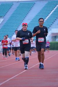 BIB: 1541, 3352
                            <button type="button" onclick="openModal(5965326)" class="btn btn-primary btn-sm float-right btn-popup" data-toggle="modal" data-target=".modal-high-quality">
                        <i class="fas fa-shopping-cart"></i> Add to Cart
                    </button>
                                            <button type="button" onclick="isThisMe(5965326, true)" class="btn btn-success btn-sm float-right btn-popup btn-isme hidden" data-toggle="tooltip" data-placement="bottom" title="นี่คือรูปของคุณใช่ไหม คลิกที่นี่เพื่อเอาเข้าอัลบั้ม">
                        <i class="fas fa-plus"></i> Add to album
                    </button>
                    <button type="button" onclick="isThisMe(5965326, false)" class="btn btn-warning btn-sm float-right btn-popup btn-isnotme hidden">
                        <i class="fas fa-ban"></i> Remove from album
                    </button>