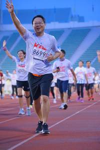 BIB: 8699, 753
                            <button type="button" onclick="openModal(5953293)" class="btn btn-primary btn-sm float-right btn-popup" data-toggle="modal" data-target=".modal-high-quality">
                        <i class="fas fa-shopping-cart"></i> Add to Cart
                    </button>
                                            <button type="button" onclick="isThisMe(5953293, true)" class="btn btn-success btn-sm float-right btn-popup btn-isme hidden" data-toggle="tooltip" data-placement="bottom" title="นี่คือรูปของคุณใช่ไหม คลิกที่นี่เพื่อเอาเข้าอัลบั้ม">
                        <i class="fas fa-plus"></i> Add to album
                    </button>
                    <button type="button" onclick="isThisMe(5953293, false)" class="btn btn-warning btn-sm float-right btn-popup btn-isnotme hidden">
                        <i class="fas fa-ban"></i> Remove from album
                    </button>