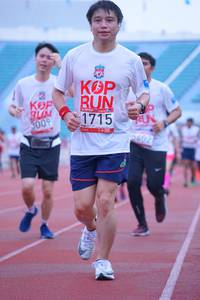 BIB: 1715, 3009, 402
                            <button type="button" onclick="openModal(5963128)" class="btn btn-primary btn-sm float-right btn-popup" data-toggle="modal" data-target=".modal-high-quality">
                        <i class="fas fa-shopping-cart"></i> Add to Cart
                    </button>
                                            <button type="button" onclick="isThisMe(5963128, true)" class="btn btn-success btn-sm float-right btn-popup btn-isme hidden" data-toggle="tooltip" data-placement="bottom" title="นี่คือรูปของคุณใช่ไหม คลิกที่นี่เพื่อเอาเข้าอัลบั้ม">
                        <i class="fas fa-plus"></i> Add to album
                    </button>
                    <button type="button" onclick="isThisMe(5963128, false)" class="btn btn-warning btn-sm float-right btn-popup btn-isnotme hidden">
                        <i class="fas fa-ban"></i> Remove from album
                    </button>