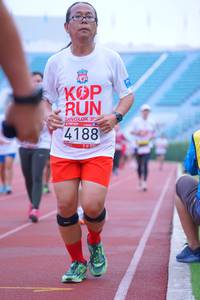 BIB: 4188
                            <button type="button" onclick="openModal(5963971)" class="btn btn-primary btn-sm float-right btn-popup" data-toggle="modal" data-target=".modal-high-quality">
                        <i class="fas fa-shopping-cart"></i> Add to Cart
                    </button>
                                            <button type="button" onclick="isThisMe(5963971, true)" class="btn btn-success btn-sm float-right btn-popup btn-isme hidden" data-toggle="tooltip" data-placement="bottom" title="นี่คือรูปของคุณใช่ไหม คลิกที่นี่เพื่อเอาเข้าอัลบั้ม">
                        <i class="fas fa-plus"></i> Add to album
                    </button>
                    <button type="button" onclick="isThisMe(5963971, false)" class="btn btn-warning btn-sm float-right btn-popup btn-isnotme hidden">
                        <i class="fas fa-ban"></i> Remove from album
                    </button>