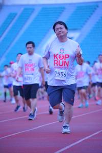 BIB: 201, 7556
                            <button type="button" onclick="openModal(5954727)" class="btn btn-primary btn-sm float-right btn-popup" data-toggle="modal" data-target=".modal-high-quality">
                        <i class="fas fa-shopping-cart"></i> Add to Cart
                    </button>
                                            <button type="button" onclick="isThisMe(5954727, true)" class="btn btn-success btn-sm float-right btn-popup btn-isme hidden" data-toggle="tooltip" data-placement="bottom" title="นี่คือรูปของคุณใช่ไหม คลิกที่นี่เพื่อเอาเข้าอัลบั้ม">
                        <i class="fas fa-plus"></i> Add to album
                    </button>
                    <button type="button" onclick="isThisMe(5954727, false)" class="btn btn-warning btn-sm float-right btn-popup btn-isnotme hidden">
                        <i class="fas fa-ban"></i> Remove from album
                    </button>