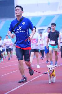 BIB: 811
                            <button type="button" onclick="openModal(5955965)" class="btn btn-primary btn-sm float-right btn-popup" data-toggle="modal" data-target=".modal-high-quality">
                        <i class="fas fa-shopping-cart"></i> Add to Cart
                    </button>
                                            <button type="button" onclick="isThisMe(5955965, true)" class="btn btn-success btn-sm float-right btn-popup btn-isme hidden" data-toggle="tooltip" data-placement="bottom" title="นี่คือรูปของคุณใช่ไหม คลิกที่นี่เพื่อเอาเข้าอัลบั้ม">
                        <i class="fas fa-plus"></i> Add to album
                    </button>
                    <button type="button" onclick="isThisMe(5955965, false)" class="btn btn-warning btn-sm float-right btn-popup btn-isnotme hidden">
                        <i class="fas fa-ban"></i> Remove from album
                    </button>