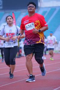 BIB: 6367, 7388, 
                            <button type="button" onclick="openModal(5962303)" class="btn btn-primary btn-sm float-right btn-popup" data-toggle="modal" data-target=".modal-high-quality">
                        <i class="fas fa-shopping-cart"></i> Add to Cart
                    </button>
                                            <button type="button" onclick="isThisMe(5962303, true)" class="btn btn-success btn-sm float-right btn-popup btn-isme hidden" data-toggle="tooltip" data-placement="bottom" title="นี่คือรูปของคุณใช่ไหม คลิกที่นี่เพื่อเอาเข้าอัลบั้ม">
                        <i class="fas fa-plus"></i> Add to album
                    </button>
                    <button type="button" onclick="isThisMe(5962303, false)" class="btn btn-warning btn-sm float-right btn-popup btn-isnotme hidden">
                        <i class="fas fa-ban"></i> Remove from album
                    </button>