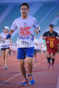 BIB: 2019, 7995
                            <button type="button" onclick="openModal(5950492)" class="btn btn-primary btn-sm float-right btn-popup" data-toggle="modal" data-target=".modal-high-quality">
                        <i class="fas fa-shopping-cart"></i> Add to Cart
                    </button>
                                            <button type="button" onclick="isThisMe(5950492, true)" class="btn btn-success btn-sm float-right btn-popup btn-isme hidden" data-toggle="tooltip" data-placement="bottom" title="นี่คือรูปของคุณใช่ไหม คลิกที่นี่เพื่อเอาเข้าอัลบั้ม">
                        <i class="fas fa-plus"></i> Add to album
                    </button>
                    <button type="button" onclick="isThisMe(5950492, false)" class="btn btn-warning btn-sm float-right btn-popup btn-isnotme hidden">
                        <i class="fas fa-ban"></i> Remove from album
                    </button>