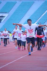 BIB: 4262
                            <button type="button" onclick="openModal(5960374)" class="btn btn-primary btn-sm float-right btn-popup" data-toggle="modal" data-target=".modal-high-quality">
                        <i class="fas fa-shopping-cart"></i> Add to Cart
                    </button>
                                            <button type="button" onclick="isThisMe(5960374, true)" class="btn btn-success btn-sm float-right btn-popup btn-isme hidden" data-toggle="tooltip" data-placement="bottom" title="นี่คือรูปของคุณใช่ไหม คลิกที่นี่เพื่อเอาเข้าอัลบั้ม">
                        <i class="fas fa-plus"></i> Add to album
                    </button>
                    <button type="button" onclick="isThisMe(5960374, false)" class="btn btn-warning btn-sm float-right btn-popup btn-isnotme hidden">
                        <i class="fas fa-ban"></i> Remove from album
                    </button>