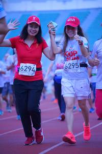 BIB: 6295, 6294
                            <button type="button" onclick="openModal(5974170)" class="btn btn-primary btn-sm float-right btn-popup" data-toggle="modal" data-target=".modal-high-quality">
                        <i class="fas fa-shopping-cart"></i> Add to Cart
                    </button>
                                            <button type="button" onclick="isThisMe(5974170, true)" class="btn btn-success btn-sm float-right btn-popup btn-isme hidden" data-toggle="tooltip" data-placement="bottom" title="นี่คือรูปของคุณใช่ไหม คลิกที่นี่เพื่อเอาเข้าอัลบั้ม">
                        <i class="fas fa-plus"></i> Add to album
                    </button>
                    <button type="button" onclick="isThisMe(5974170, false)" class="btn btn-warning btn-sm float-right btn-popup btn-isnotme hidden">
                        <i class="fas fa-ban"></i> Remove from album
                    </button>