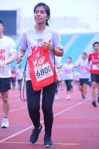 BIB: 6800
                            <button type="button" onclick="openModal(5956479)" class="btn btn-primary btn-sm float-right btn-popup" data-toggle="modal" data-target=".modal-high-quality">
                        <i class="fas fa-shopping-cart"></i> Add to Cart
                    </button>
                                            <button type="button" onclick="isThisMe(5956479, true)" class="btn btn-success btn-sm float-right btn-popup btn-isme hidden" data-toggle="tooltip" data-placement="bottom" title="นี่คือรูปของคุณใช่ไหม คลิกที่นี่เพื่อเอาเข้าอัลบั้ม">
                        <i class="fas fa-plus"></i> Add to album
                    </button>
                    <button type="button" onclick="isThisMe(5956479, false)" class="btn btn-warning btn-sm float-right btn-popup btn-isnotme hidden">
                        <i class="fas fa-ban"></i> Remove from album
                    </button>