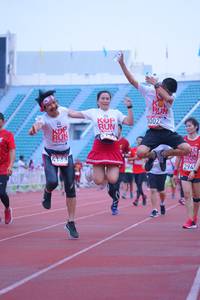 BIB: 3002, 294, 
                            <button type="button" onclick="openModal(5962086)" class="btn btn-primary btn-sm float-right btn-popup" data-toggle="modal" data-target=".modal-high-quality">
                        <i class="fas fa-shopping-cart"></i> Add to Cart
                    </button>
                                            <button type="button" onclick="isThisMe(5962086, true)" class="btn btn-success btn-sm float-right btn-popup btn-isme hidden" data-toggle="tooltip" data-placement="bottom" title="นี่คือรูปของคุณใช่ไหม คลิกที่นี่เพื่อเอาเข้าอัลบั้ม">
                        <i class="fas fa-plus"></i> Add to album
                    </button>
                    <button type="button" onclick="isThisMe(5962086, false)" class="btn btn-warning btn-sm float-right btn-popup btn-isnotme hidden">
                        <i class="fas fa-ban"></i> Remove from album
                    </button>