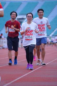 BIB: 2325, 3952, 4353
                            <button type="button" onclick="openModal(5964796)" class="btn btn-primary btn-sm float-right btn-popup" data-toggle="modal" data-target=".modal-high-quality">
                        <i class="fas fa-shopping-cart"></i> Add to Cart
                    </button>
                                            <button type="button" onclick="isThisMe(5964796, true)" class="btn btn-success btn-sm float-right btn-popup btn-isme hidden" data-toggle="tooltip" data-placement="bottom" title="นี่คือรูปของคุณใช่ไหม คลิกที่นี่เพื่อเอาเข้าอัลบั้ม">
                        <i class="fas fa-plus"></i> Add to album
                    </button>
                    <button type="button" onclick="isThisMe(5964796, false)" class="btn btn-warning btn-sm float-right btn-popup btn-isnotme hidden">
                        <i class="fas fa-ban"></i> Remove from album
                    </button>