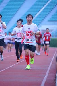 BIB: 1884
                            <button type="button" onclick="openModal(5959847)" class="btn btn-primary btn-sm float-right btn-popup" data-toggle="modal" data-target=".modal-high-quality">
                        <i class="fas fa-shopping-cart"></i> Add to Cart
                    </button>
                                            <button type="button" onclick="isThisMe(5959847, true)" class="btn btn-success btn-sm float-right btn-popup btn-isme hidden" data-toggle="tooltip" data-placement="bottom" title="นี่คือรูปของคุณใช่ไหม คลิกที่นี่เพื่อเอาเข้าอัลบั้ม">
                        <i class="fas fa-plus"></i> Add to album
                    </button>
                    <button type="button" onclick="isThisMe(5959847, false)" class="btn btn-warning btn-sm float-right btn-popup btn-isnotme hidden">
                        <i class="fas fa-ban"></i> Remove from album
                    </button>