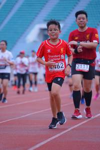 BIB: 3111
                            <button type="button" onclick="openModal(5964765)" class="btn btn-primary btn-sm float-right btn-popup" data-toggle="modal" data-target=".modal-high-quality">
                        <i class="fas fa-shopping-cart"></i> Add to Cart
                    </button>
                                            <button type="button" onclick="isThisMe(5964765, true)" class="btn btn-success btn-sm float-right btn-popup btn-isme hidden" data-toggle="tooltip" data-placement="bottom" title="นี่คือรูปของคุณใช่ไหม คลิกที่นี่เพื่อเอาเข้าอัลบั้ม">
                        <i class="fas fa-plus"></i> Add to album
                    </button>
                    <button type="button" onclick="isThisMe(5964765, false)" class="btn btn-warning btn-sm float-right btn-popup btn-isnotme hidden">
                        <i class="fas fa-ban"></i> Remove from album
                    </button>