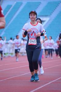 BIB: 040
                            <button type="button" onclick="openModal(5962763)" class="btn btn-primary btn-sm float-right btn-popup" data-toggle="modal" data-target=".modal-high-quality">
                        <i class="fas fa-shopping-cart"></i> Add to Cart
                    </button>
                                            <button type="button" onclick="isThisMe(5962763, true)" class="btn btn-success btn-sm float-right btn-popup btn-isme hidden" data-toggle="tooltip" data-placement="bottom" title="นี่คือรูปของคุณใช่ไหม คลิกที่นี่เพื่อเอาเข้าอัลบั้ม">
                        <i class="fas fa-plus"></i> Add to album
                    </button>
                    <button type="button" onclick="isThisMe(5962763, false)" class="btn btn-warning btn-sm float-right btn-popup btn-isnotme hidden">
                        <i class="fas fa-ban"></i> Remove from album
                    </button>