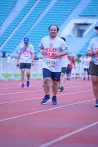 BIB: 7413
                            <button type="button" onclick="openModal(5958274)" class="btn btn-primary btn-sm float-right btn-popup" data-toggle="modal" data-target=".modal-high-quality">
                        <i class="fas fa-shopping-cart"></i> Add to Cart
                    </button>
                                            <button type="button" onclick="isThisMe(5958274, true)" class="btn btn-success btn-sm float-right btn-popup btn-isme hidden" data-toggle="tooltip" data-placement="bottom" title="นี่คือรูปของคุณใช่ไหม คลิกที่นี่เพื่อเอาเข้าอัลบั้ม">
                        <i class="fas fa-plus"></i> Add to album
                    </button>
                    <button type="button" onclick="isThisMe(5958274, false)" class="btn btn-warning btn-sm float-right btn-popup btn-isnotme hidden">
                        <i class="fas fa-ban"></i> Remove from album
                    </button>