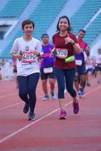 BIB: 4708, 4890
                            <button type="button" onclick="openModal(5965919)" class="btn btn-primary btn-sm float-right btn-popup" data-toggle="modal" data-target=".modal-high-quality">
                        <i class="fas fa-shopping-cart"></i> Add to Cart
                    </button>
                                            <button type="button" onclick="isThisMe(5965919, true)" class="btn btn-success btn-sm float-right btn-popup btn-isme hidden" data-toggle="tooltip" data-placement="bottom" title="นี่คือรูปของคุณใช่ไหม คลิกที่นี่เพื่อเอาเข้าอัลบั้ม">
                        <i class="fas fa-plus"></i> Add to album
                    </button>
                    <button type="button" onclick="isThisMe(5965919, false)" class="btn btn-warning btn-sm float-right btn-popup btn-isnotme hidden">
                        <i class="fas fa-ban"></i> Remove from album
                    </button>