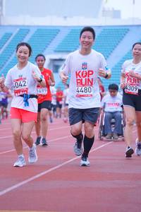 BIB: 4480, 4309, 042, 1499
                            <button type="button" onclick="openModal(5963836)" class="btn btn-primary btn-sm float-right btn-popup" data-toggle="modal" data-target=".modal-high-quality">
                        <i class="fas fa-shopping-cart"></i> Add to Cart
                    </button>
                                            <button type="button" onclick="isThisMe(5963836, true)" class="btn btn-success btn-sm float-right btn-popup btn-isme hidden" data-toggle="tooltip" data-placement="bottom" title="นี่คือรูปของคุณใช่ไหม คลิกที่นี่เพื่อเอาเข้าอัลบั้ม">
                        <i class="fas fa-plus"></i> Add to album
                    </button>
                    <button type="button" onclick="isThisMe(5963836, false)" class="btn btn-warning btn-sm float-right btn-popup btn-isnotme hidden">
                        <i class="fas fa-ban"></i> Remove from album
                    </button>