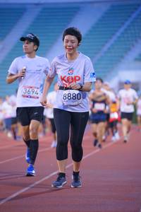 BIB: 3694, 8880
                            <button type="button" onclick="openModal(5951323)" class="btn btn-primary btn-sm float-right btn-popup" data-toggle="modal" data-target=".modal-high-quality">
                        <i class="fas fa-shopping-cart"></i> Add to Cart
                    </button>
                                            <button type="button" onclick="isThisMe(5951323, true)" class="btn btn-success btn-sm float-right btn-popup btn-isme hidden" data-toggle="tooltip" data-placement="bottom" title="นี่คือรูปของคุณใช่ไหม คลิกที่นี่เพื่อเอาเข้าอัลบั้ม">
                        <i class="fas fa-plus"></i> Add to album
                    </button>
                    <button type="button" onclick="isThisMe(5951323, false)" class="btn btn-warning btn-sm float-right btn-popup btn-isnotme hidden">
                        <i class="fas fa-ban"></i> Remove from album
                    </button>