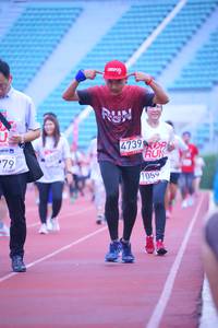 BIB: 4739, 1059
                            <button type="button" onclick="openModal(5956821)" class="btn btn-primary btn-sm float-right btn-popup" data-toggle="modal" data-target=".modal-high-quality">
                        <i class="fas fa-shopping-cart"></i> Add to Cart
                    </button>
                                            <button type="button" onclick="isThisMe(5956821, true)" class="btn btn-success btn-sm float-right btn-popup btn-isme hidden" data-toggle="tooltip" data-placement="bottom" title="นี่คือรูปของคุณใช่ไหม คลิกที่นี่เพื่อเอาเข้าอัลบั้ม">
                        <i class="fas fa-plus"></i> Add to album
                    </button>
                    <button type="button" onclick="isThisMe(5956821, false)" class="btn btn-warning btn-sm float-right btn-popup btn-isnotme hidden">
                        <i class="fas fa-ban"></i> Remove from album
                    </button>