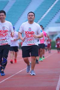 BIB: 2854, 1002
                            <button type="button" onclick="openModal(5966095)" class="btn btn-primary btn-sm float-right btn-popup" data-toggle="modal" data-target=".modal-high-quality">
                        <i class="fas fa-shopping-cart"></i> Add to Cart
                    </button>
                                            <button type="button" onclick="isThisMe(5966095, true)" class="btn btn-success btn-sm float-right btn-popup btn-isme hidden" data-toggle="tooltip" data-placement="bottom" title="นี่คือรูปของคุณใช่ไหม คลิกที่นี่เพื่อเอาเข้าอัลบั้ม">
                        <i class="fas fa-plus"></i> Add to album
                    </button>
                    <button type="button" onclick="isThisMe(5966095, false)" class="btn btn-warning btn-sm float-right btn-popup btn-isnotme hidden">
                        <i class="fas fa-ban"></i> Remove from album
                    </button>