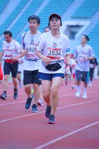 BIB: 6825, 3534
                            <button type="button" onclick="openModal(5958048)" class="btn btn-primary btn-sm float-right btn-popup" data-toggle="modal" data-target=".modal-high-quality">
                        <i class="fas fa-shopping-cart"></i> Add to Cart
                    </button>
                                            <button type="button" onclick="isThisMe(5958048, true)" class="btn btn-success btn-sm float-right btn-popup btn-isme hidden" data-toggle="tooltip" data-placement="bottom" title="นี่คือรูปของคุณใช่ไหม คลิกที่นี่เพื่อเอาเข้าอัลบั้ม">
                        <i class="fas fa-plus"></i> Add to album
                    </button>
                    <button type="button" onclick="isThisMe(5958048, false)" class="btn btn-warning btn-sm float-right btn-popup btn-isnotme hidden">
                        <i class="fas fa-ban"></i> Remove from album
                    </button>