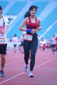 BIB: 5312, , 
                            <button type="button" onclick="openModal(5958905)" class="btn btn-primary btn-sm float-right btn-popup" data-toggle="modal" data-target=".modal-high-quality">
                        <i class="fas fa-shopping-cart"></i> Add to Cart
                    </button>
                                            <button type="button" onclick="isThisMe(5958905, true)" class="btn btn-success btn-sm float-right btn-popup btn-isme hidden" data-toggle="tooltip" data-placement="bottom" title="นี่คือรูปของคุณใช่ไหม คลิกที่นี่เพื่อเอาเข้าอัลบั้ม">
                        <i class="fas fa-plus"></i> Add to album
                    </button>
                    <button type="button" onclick="isThisMe(5958905, false)" class="btn btn-warning btn-sm float-right btn-popup btn-isnotme hidden">
                        <i class="fas fa-ban"></i> Remove from album
                    </button>