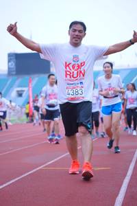 BIB: 209, 4383
                            <button type="button" onclick="openModal(5963484)" class="btn btn-primary btn-sm float-right btn-popup" data-toggle="modal" data-target=".modal-high-quality">
                        <i class="fas fa-shopping-cart"></i> Add to Cart
                    </button>
                                            <button type="button" onclick="isThisMe(5963484, true)" class="btn btn-success btn-sm float-right btn-popup btn-isme hidden" data-toggle="tooltip" data-placement="bottom" title="นี่คือรูปของคุณใช่ไหม คลิกที่นี่เพื่อเอาเข้าอัลบั้ม">
                        <i class="fas fa-plus"></i> Add to album
                    </button>
                    <button type="button" onclick="isThisMe(5963484, false)" class="btn btn-warning btn-sm float-right btn-popup btn-isnotme hidden">
                        <i class="fas fa-ban"></i> Remove from album
                    </button>