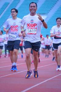 BIB: 5619, 6958
                            <button type="button" onclick="openModal(5957983)" class="btn btn-primary btn-sm float-right btn-popup" data-toggle="modal" data-target=".modal-high-quality">
                        <i class="fas fa-shopping-cart"></i> Add to Cart
                    </button>
                                            <button type="button" onclick="isThisMe(5957983, true)" class="btn btn-success btn-sm float-right btn-popup btn-isme hidden" data-toggle="tooltip" data-placement="bottom" title="นี่คือรูปของคุณใช่ไหม คลิกที่นี่เพื่อเอาเข้าอัลบั้ม">
                        <i class="fas fa-plus"></i> Add to album
                    </button>
                    <button type="button" onclick="isThisMe(5957983, false)" class="btn btn-warning btn-sm float-right btn-popup btn-isnotme hidden">
                        <i class="fas fa-ban"></i> Remove from album
                    </button>