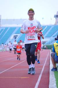 BIB: 1906
                            <button type="button" onclick="openModal(5963198)" class="btn btn-primary btn-sm float-right btn-popup" data-toggle="modal" data-target=".modal-high-quality">
                        <i class="fas fa-shopping-cart"></i> Add to Cart
                    </button>
                                            <button type="button" onclick="isThisMe(5963198, true)" class="btn btn-success btn-sm float-right btn-popup btn-isme hidden" data-toggle="tooltip" data-placement="bottom" title="นี่คือรูปของคุณใช่ไหม คลิกที่นี่เพื่อเอาเข้าอัลบั้ม">
                        <i class="fas fa-plus"></i> Add to album
                    </button>
                    <button type="button" onclick="isThisMe(5963198, false)" class="btn btn-warning btn-sm float-right btn-popup btn-isnotme hidden">
                        <i class="fas fa-ban"></i> Remove from album
                    </button>