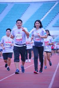 BIB: 6557, 6558, 805, 321
                            <button type="button" onclick="openModal(5955295)" class="btn btn-primary btn-sm float-right btn-popup" data-toggle="modal" data-target=".modal-high-quality">
                        <i class="fas fa-shopping-cart"></i> Add to Cart
                    </button>
                                            <button type="button" onclick="isThisMe(5955295, true)" class="btn btn-success btn-sm float-right btn-popup btn-isme hidden" data-toggle="tooltip" data-placement="bottom" title="นี่คือรูปของคุณใช่ไหม คลิกที่นี่เพื่อเอาเข้าอัลบั้ม">
                        <i class="fas fa-plus"></i> Add to album
                    </button>
                    <button type="button" onclick="isThisMe(5955295, false)" class="btn btn-warning btn-sm float-right btn-popup btn-isnotme hidden">
                        <i class="fas fa-ban"></i> Remove from album
                    </button>