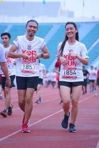 BIB: 201, 1853, 1854
                            <button type="button" onclick="openModal(5962676)" class="btn btn-primary btn-sm float-right btn-popup" data-toggle="modal" data-target=".modal-high-quality">
                        <i class="fas fa-shopping-cart"></i> Add to Cart
                    </button>
                                            <button type="button" onclick="isThisMe(5962676, true)" class="btn btn-success btn-sm float-right btn-popup btn-isme hidden" data-toggle="tooltip" data-placement="bottom" title="นี่คือรูปของคุณใช่ไหม คลิกที่นี่เพื่อเอาเข้าอัลบั้ม">
                        <i class="fas fa-plus"></i> Add to album
                    </button>
                    <button type="button" onclick="isThisMe(5962676, false)" class="btn btn-warning btn-sm float-right btn-popup btn-isnotme hidden">
                        <i class="fas fa-ban"></i> Remove from album
                    </button>