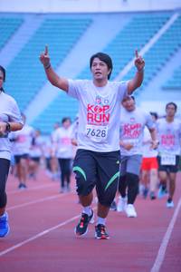 BIB: 7628
                            <button type="button" onclick="openModal(5955128)" class="btn btn-primary btn-sm float-right btn-popup" data-toggle="modal" data-target=".modal-high-quality">
                        <i class="fas fa-shopping-cart"></i> Add to Cart
                    </button>
                                            <button type="button" onclick="isThisMe(5955128, true)" class="btn btn-success btn-sm float-right btn-popup btn-isme hidden" data-toggle="tooltip" data-placement="bottom" title="นี่คือรูปของคุณใช่ไหม คลิกที่นี่เพื่อเอาเข้าอัลบั้ม">
                        <i class="fas fa-plus"></i> Add to album
                    </button>
                    <button type="button" onclick="isThisMe(5955128, false)" class="btn btn-warning btn-sm float-right btn-popup btn-isnotme hidden">
                        <i class="fas fa-ban"></i> Remove from album
                    </button>