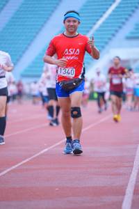 BIB: 1340
                            <button type="button" onclick="openModal(5964225)" class="btn btn-primary btn-sm float-right btn-popup" data-toggle="modal" data-target=".modal-high-quality">
                        <i class="fas fa-shopping-cart"></i> Add to Cart
                    </button>
                                            <button type="button" onclick="isThisMe(5964225, true)" class="btn btn-success btn-sm float-right btn-popup btn-isme hidden" data-toggle="tooltip" data-placement="bottom" title="นี่คือรูปของคุณใช่ไหม คลิกที่นี่เพื่อเอาเข้าอัลบั้ม">
                        <i class="fas fa-plus"></i> Add to album
                    </button>
                    <button type="button" onclick="isThisMe(5964225, false)" class="btn btn-warning btn-sm float-right btn-popup btn-isnotme hidden">
                        <i class="fas fa-ban"></i> Remove from album
                    </button>