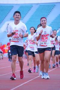 BIB: 347, 2275, 2427
                            <button type="button" onclick="openModal(5961106)" class="btn btn-primary btn-sm float-right btn-popup" data-toggle="modal" data-target=".modal-high-quality">
                        <i class="fas fa-shopping-cart"></i> Add to Cart
                    </button>
                                            <button type="button" onclick="isThisMe(5961106, true)" class="btn btn-success btn-sm float-right btn-popup btn-isme hidden" data-toggle="tooltip" data-placement="bottom" title="นี่คือรูปของคุณใช่ไหม คลิกที่นี่เพื่อเอาเข้าอัลบั้ม">
                        <i class="fas fa-plus"></i> Add to album
                    </button>
                    <button type="button" onclick="isThisMe(5961106, false)" class="btn btn-warning btn-sm float-right btn-popup btn-isnotme hidden">
                        <i class="fas fa-ban"></i> Remove from album
                    </button>