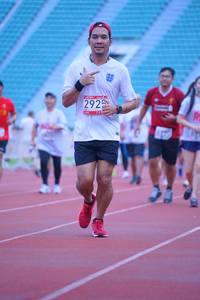 BIB: 2925
                            <button type="button" onclick="openModal(5957713)" class="btn btn-primary btn-sm float-right btn-popup" data-toggle="modal" data-target=".modal-high-quality">
                        <i class="fas fa-shopping-cart"></i> Add to Cart
                    </button>
                                            <button type="button" onclick="isThisMe(5957713, true)" class="btn btn-success btn-sm float-right btn-popup btn-isme hidden" data-toggle="tooltip" data-placement="bottom" title="นี่คือรูปของคุณใช่ไหม คลิกที่นี่เพื่อเอาเข้าอัลบั้ม">
                        <i class="fas fa-plus"></i> Add to album
                    </button>
                    <button type="button" onclick="isThisMe(5957713, false)" class="btn btn-warning btn-sm float-right btn-popup btn-isnotme hidden">
                        <i class="fas fa-ban"></i> Remove from album
                    </button>