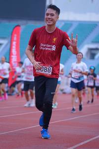 BIB: 088
                            <button type="button" onclick="openModal(5964630)" class="btn btn-primary btn-sm float-right btn-popup" data-toggle="modal" data-target=".modal-high-quality">
                        <i class="fas fa-shopping-cart"></i> Add to Cart
                    </button>
                                            <button type="button" onclick="isThisMe(5964630, true)" class="btn btn-success btn-sm float-right btn-popup btn-isme hidden" data-toggle="tooltip" data-placement="bottom" title="นี่คือรูปของคุณใช่ไหม คลิกที่นี่เพื่อเอาเข้าอัลบั้ม">
                        <i class="fas fa-plus"></i> Add to album
                    </button>
                    <button type="button" onclick="isThisMe(5964630, false)" class="btn btn-warning btn-sm float-right btn-popup btn-isnotme hidden">
                        <i class="fas fa-ban"></i> Remove from album
                    </button>