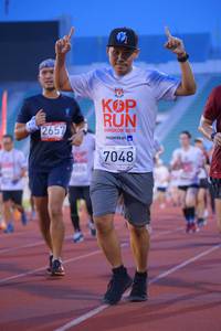 BIB: 2657, 2019, 7048
                            <button type="button" onclick="openModal(5951815)" class="btn btn-primary btn-sm float-right btn-popup" data-toggle="modal" data-target=".modal-high-quality">
                        <i class="fas fa-shopping-cart"></i> Add to Cart
                    </button>
                                            <button type="button" onclick="isThisMe(5951815, true)" class="btn btn-success btn-sm float-right btn-popup btn-isme hidden" data-toggle="tooltip" data-placement="bottom" title="นี่คือรูปของคุณใช่ไหม คลิกที่นี่เพื่อเอาเข้าอัลบั้ม">
                        <i class="fas fa-plus"></i> Add to album
                    </button>
                    <button type="button" onclick="isThisMe(5951815, false)" class="btn btn-warning btn-sm float-right btn-popup btn-isnotme hidden">
                        <i class="fas fa-ban"></i> Remove from album
                    </button>