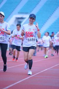 BIB: 853, 9899
                            <button type="button" onclick="openModal(5958609)" class="btn btn-primary btn-sm float-right btn-popup" data-toggle="modal" data-target=".modal-high-quality">
                        <i class="fas fa-shopping-cart"></i> Add to Cart
                    </button>
                                            <button type="button" onclick="isThisMe(5958609, true)" class="btn btn-success btn-sm float-right btn-popup btn-isme hidden" data-toggle="tooltip" data-placement="bottom" title="นี่คือรูปของคุณใช่ไหม คลิกที่นี่เพื่อเอาเข้าอัลบั้ม">
                        <i class="fas fa-plus"></i> Add to album
                    </button>
                    <button type="button" onclick="isThisMe(5958609, false)" class="btn btn-warning btn-sm float-right btn-popup btn-isnotme hidden">
                        <i class="fas fa-ban"></i> Remove from album
                    </button>