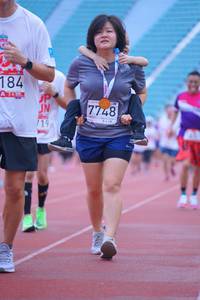 BIB: 184, 7748
                            <button type="button" onclick="openModal(5963633)" class="btn btn-primary btn-sm float-right btn-popup" data-toggle="modal" data-target=".modal-high-quality">
                        <i class="fas fa-shopping-cart"></i> Add to Cart
                    </button>
                                            <button type="button" onclick="isThisMe(5963633, true)" class="btn btn-success btn-sm float-right btn-popup btn-isme hidden" data-toggle="tooltip" data-placement="bottom" title="นี่คือรูปของคุณใช่ไหม คลิกที่นี่เพื่อเอาเข้าอัลบั้ม">
                        <i class="fas fa-plus"></i> Add to album
                    </button>
                    <button type="button" onclick="isThisMe(5963633, false)" class="btn btn-warning btn-sm float-right btn-popup btn-isnotme hidden">
                        <i class="fas fa-ban"></i> Remove from album
                    </button>