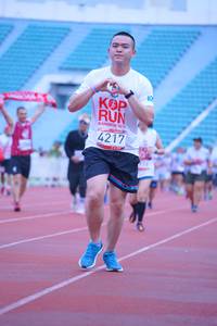 BIB: 201, 4217
                            <button type="button" onclick="openModal(5958099)" class="btn btn-primary btn-sm float-right btn-popup" data-toggle="modal" data-target=".modal-high-quality">
                        <i class="fas fa-shopping-cart"></i> Add to Cart
                    </button>
                                            <button type="button" onclick="isThisMe(5958099, true)" class="btn btn-success btn-sm float-right btn-popup btn-isme hidden" data-toggle="tooltip" data-placement="bottom" title="นี่คือรูปของคุณใช่ไหม คลิกที่นี่เพื่อเอาเข้าอัลบั้ม">
                        <i class="fas fa-plus"></i> Add to album
                    </button>
                    <button type="button" onclick="isThisMe(5958099, false)" class="btn btn-warning btn-sm float-right btn-popup btn-isnotme hidden">
                        <i class="fas fa-ban"></i> Remove from album
                    </button>