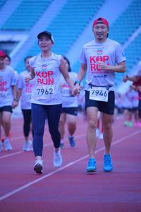 BIB: 201, 7946, 7962
                            <button type="button" onclick="openModal(5954248)" class="btn btn-primary btn-sm float-right btn-popup" data-toggle="modal" data-target=".modal-high-quality">
                        <i class="fas fa-shopping-cart"></i> Add to Cart
                    </button>
                                            <button type="button" onclick="isThisMe(5954248, true)" class="btn btn-success btn-sm float-right btn-popup btn-isme hidden" data-toggle="tooltip" data-placement="bottom" title="นี่คือรูปของคุณใช่ไหม คลิกที่นี่เพื่อเอาเข้าอัลบั้ม">
                        <i class="fas fa-plus"></i> Add to album
                    </button>
                    <button type="button" onclick="isThisMe(5954248, false)" class="btn btn-warning btn-sm float-right btn-popup btn-isnotme hidden">
                        <i class="fas fa-ban"></i> Remove from album
                    </button>