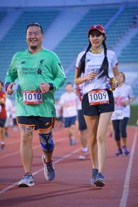 BIB: 1010, 1009
                            <button type="button" onclick="openModal(5950715)" class="btn btn-primary btn-sm float-right btn-popup" data-toggle="modal" data-target=".modal-high-quality">
                        <i class="fas fa-shopping-cart"></i> Add to Cart
                    </button>
                                            <button type="button" onclick="isThisMe(5950715, true)" class="btn btn-success btn-sm float-right btn-popup btn-isme hidden" data-toggle="tooltip" data-placement="bottom" title="นี่คือรูปของคุณใช่ไหม คลิกที่นี่เพื่อเอาเข้าอัลบั้ม">
                        <i class="fas fa-plus"></i> Add to album
                    </button>
                    <button type="button" onclick="isThisMe(5950715, false)" class="btn btn-warning btn-sm float-right btn-popup btn-isnotme hidden">
                        <i class="fas fa-ban"></i> Remove from album
                    </button>