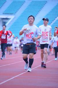 BIB: 6501, 5633
                            <button type="button" onclick="openModal(5959166)" class="btn btn-primary btn-sm float-right btn-popup" data-toggle="modal" data-target=".modal-high-quality">
                        <i class="fas fa-shopping-cart"></i> Add to Cart
                    </button>
                                            <button type="button" onclick="isThisMe(5959166, true)" class="btn btn-success btn-sm float-right btn-popup btn-isme hidden" data-toggle="tooltip" data-placement="bottom" title="นี่คือรูปของคุณใช่ไหม คลิกที่นี่เพื่อเอาเข้าอัลบั้ม">
                        <i class="fas fa-plus"></i> Add to album
                    </button>
                    <button type="button" onclick="isThisMe(5959166, false)" class="btn btn-warning btn-sm float-right btn-popup btn-isnotme hidden">
                        <i class="fas fa-ban"></i> Remove from album
                    </button>