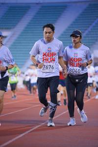 BIB: 7676, 8040
                            <button type="button" onclick="openModal(5948985)" class="btn btn-primary btn-sm float-right btn-popup" data-toggle="modal" data-target=".modal-high-quality">
                        <i class="fas fa-shopping-cart"></i> Add to Cart
                    </button>
                                            <button type="button" onclick="isThisMe(5948985, true)" class="btn btn-success btn-sm float-right btn-popup btn-isme hidden" data-toggle="tooltip" data-placement="bottom" title="นี่คือรูปของคุณใช่ไหม คลิกที่นี่เพื่อเอาเข้าอัลบั้ม">
                        <i class="fas fa-plus"></i> Add to album
                    </button>
                    <button type="button" onclick="isThisMe(5948985, false)" class="btn btn-warning btn-sm float-right btn-popup btn-isnotme hidden">
                        <i class="fas fa-ban"></i> Remove from album
                    </button>