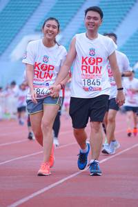 BIB: 1845, 844
                            <button type="button" onclick="openModal(5963608)" class="btn btn-primary btn-sm float-right btn-popup" data-toggle="modal" data-target=".modal-high-quality">
                        <i class="fas fa-shopping-cart"></i> Add to Cart
                    </button>
                                            <button type="button" onclick="isThisMe(5963608, true)" class="btn btn-success btn-sm float-right btn-popup btn-isme hidden" data-toggle="tooltip" data-placement="bottom" title="นี่คือรูปของคุณใช่ไหม คลิกที่นี่เพื่อเอาเข้าอัลบั้ม">
                        <i class="fas fa-plus"></i> Add to album
                    </button>
                    <button type="button" onclick="isThisMe(5963608, false)" class="btn btn-warning btn-sm float-right btn-popup btn-isnotme hidden">
                        <i class="fas fa-ban"></i> Remove from album
                    </button>